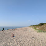 Najlepsze plaże w okolicach Koszalina – gdzie warto wybrać się nad morze?