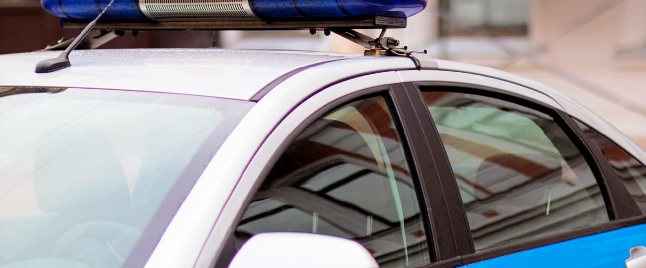 Koszalin: Policja ukarała kierowców za nieustąpienie pierwszeństwa. Działania “Bezpieczny pieszy” łączą kontrole z edukacją