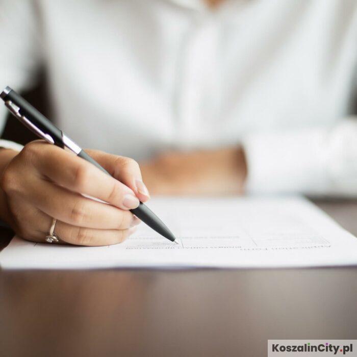 Nowy program wsparcia dla rodzin zastępczych i młodzieży w powiecie koszalińskim. Trwa rekrutacja