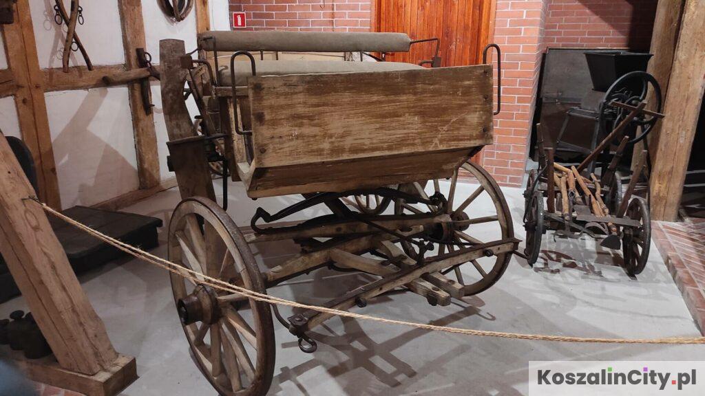 Stary wóz z muzeum