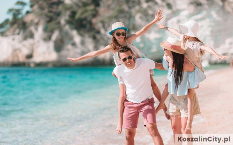 Rainbow Tours w Koszalinie - lokalizacja, godziny otwarcia, oferta