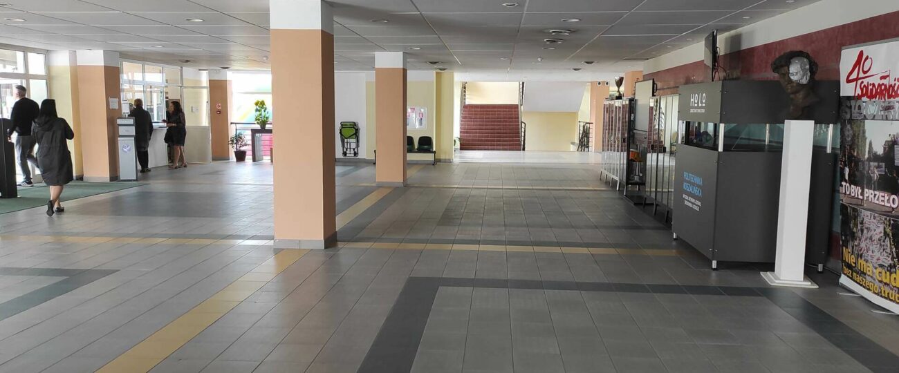 Rektor Politechniki Koszalińskiej na ogólnopolskiej konferencji wspierającej kobiety w nauce