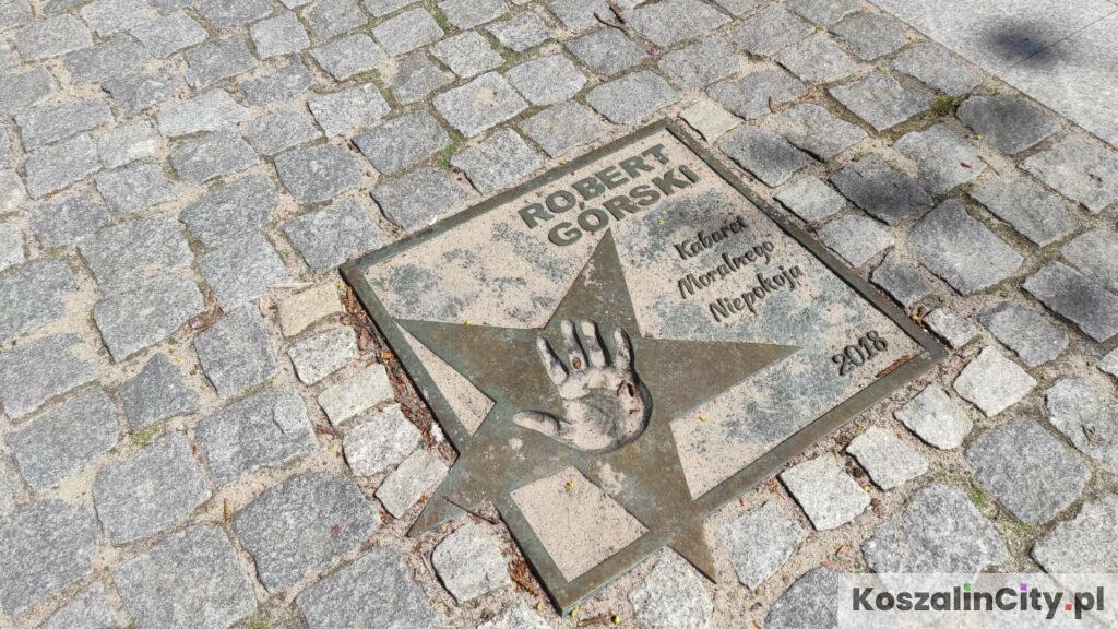 Robert Górski - Kabaret Moralnego Niepokoju - Odcisk dłoni na Alei Gwiazd Kabaretu w Koszalinie