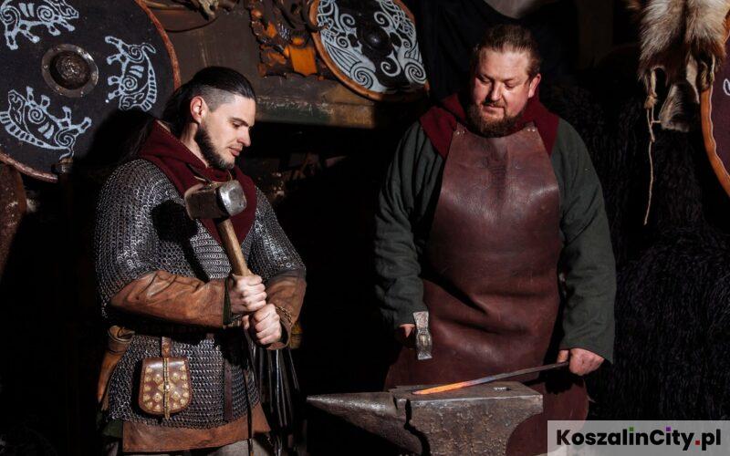 Muzeum figur woskowych w Koszalinie lub okolicach