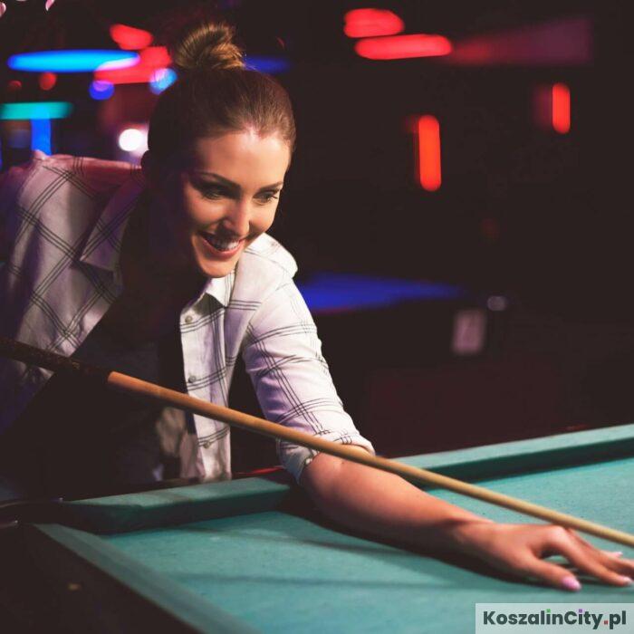 Bilard w Koszalinie – gdzie można pograć? 🎱