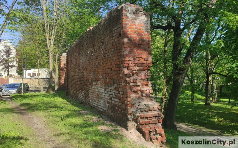 Mury obronne w Koszalinie