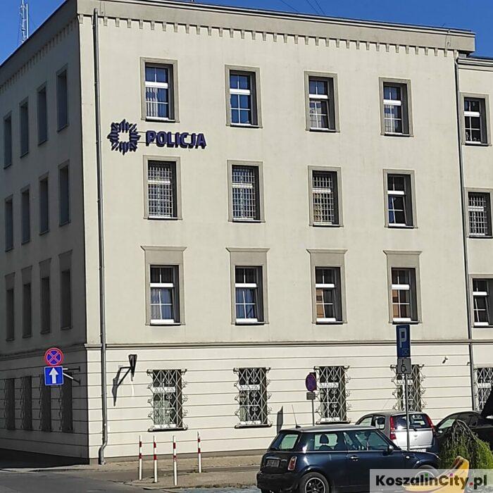 Koszalińscy policjanci szkolą dzieci przed feriami. Przypominają o zasadach bezpieczeństwa