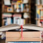 Książka w bibliotece