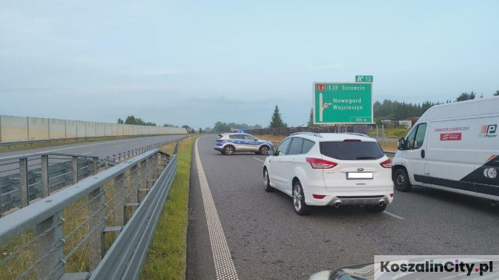 Blokada na drodze S6
