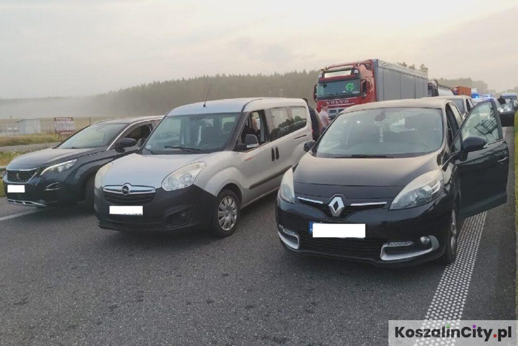 Kierowcy pomogli policji przygotować blokadę drogi na S6