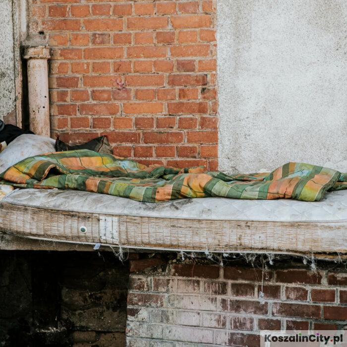 Bezdomność w Koszalinie: Służby policzyły blisko 300 osób. Wspólna akcja ma pomóc w tworzeniu skutecznej pomocy