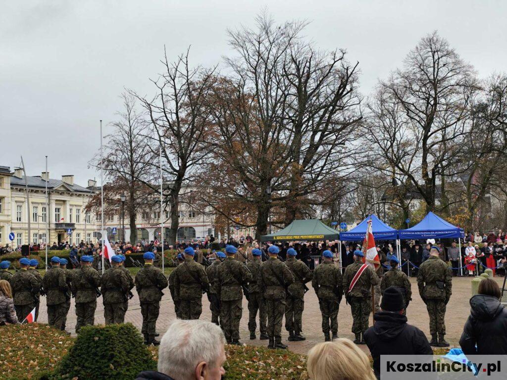 Marsz Niepodległości w Koszalinie 2025 (23)
