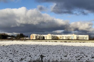 Pierwszy śnieg w Koszalinie. Zrobiło się biało, a zarazem niebezpiecznie na drogach