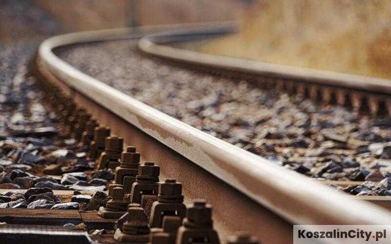 Podejrzany ładunek na torach w Koszalinie