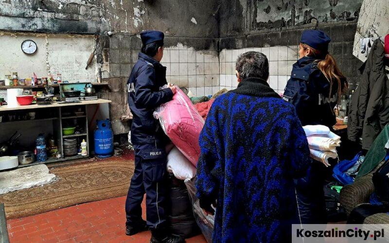 Policja pomaga bezdomnym