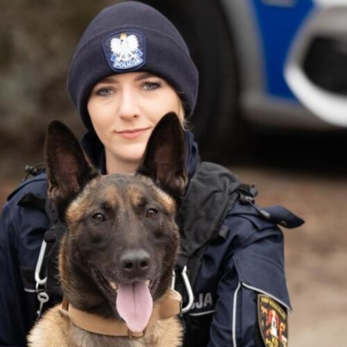 Historyczny duet w koszalińskiej policji. Pierwsza kobieta-przewodnik i jej pies Ronin rozpoczynają służbę