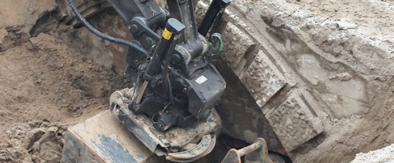 Koszalin: podczas remontu ulicy Zwycięstwa odkryto most z XIX wieku [Zdjęcia+Video]