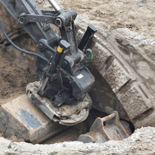 Koszalin: podczas remontu ulicy Zwycięstwa odkryto most z XIX wieku [Zdjęcia+Video]