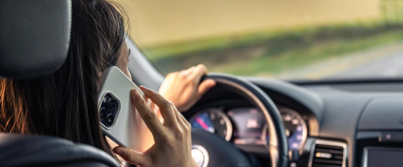 “Łapki na kierownicę”. Policyjna akcja przypomni kierowcom o bezpieczeństwie